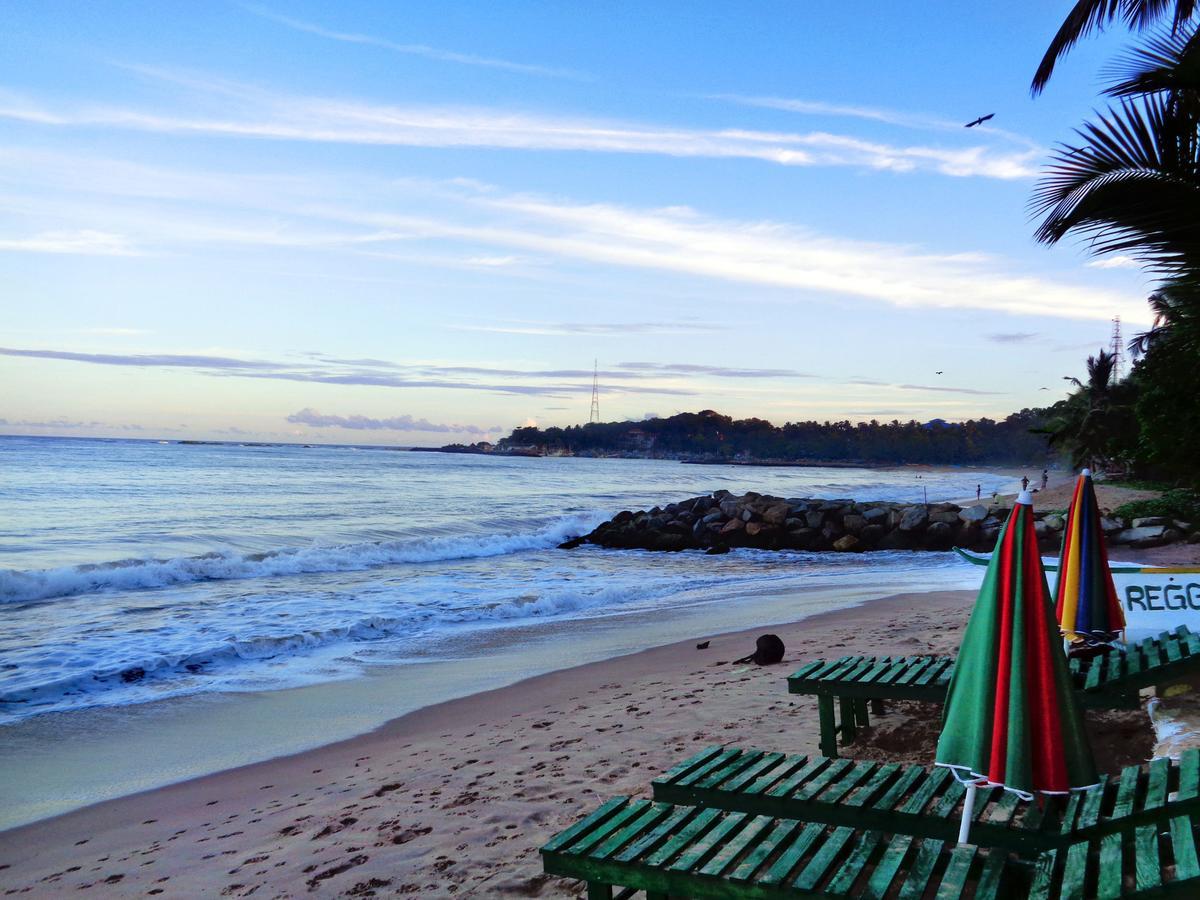 Reggae Zone Beach Resort Тангалла Экстерьер фото