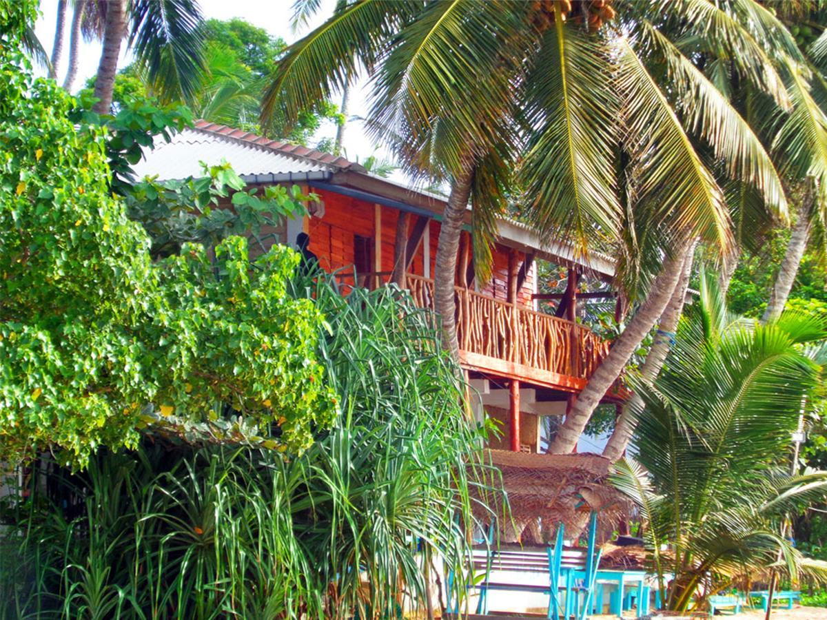 Reggae Zone Beach Resort Тангалла Экстерьер фото